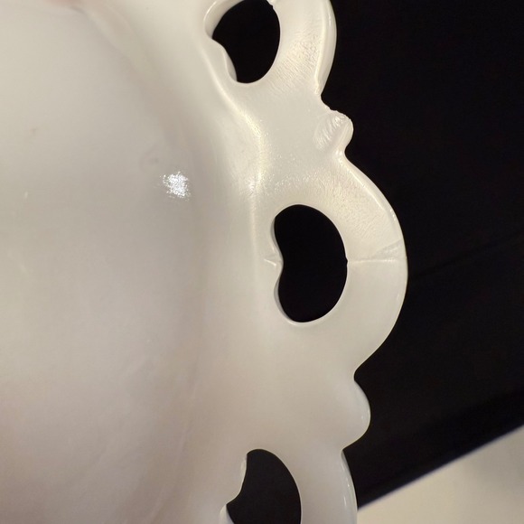 Vintage Anchor Hocking Milk Glass Lace  "Old Colony" 5.25" Sherbet Bowl Pedestal - Picture 10 of 16